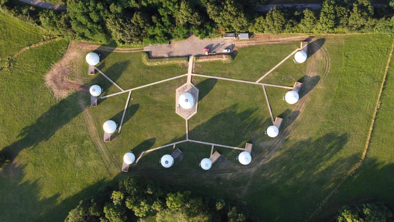 Glamping Resort Dolny Kamenec Buitenkant foto