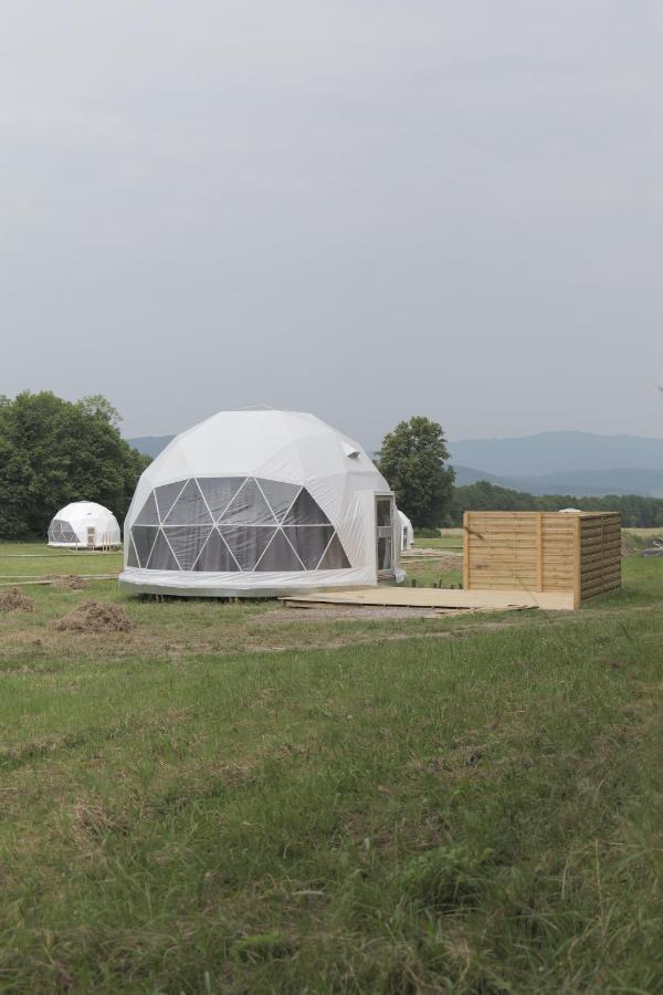Glamping Resort Dolny Kamenec Buitenkant foto