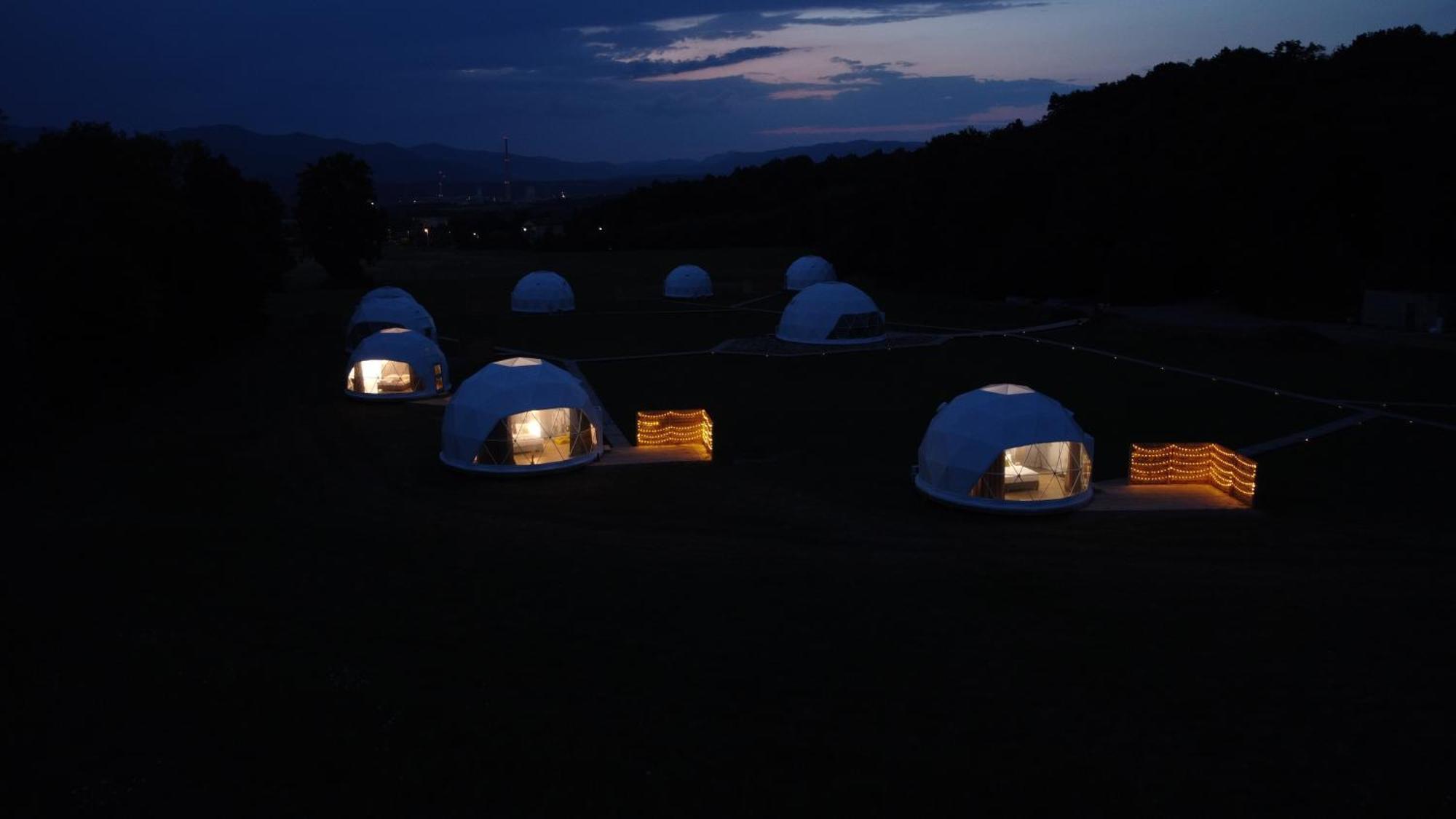 Glamping Resort Dolny Kamenec Buitenkant foto
