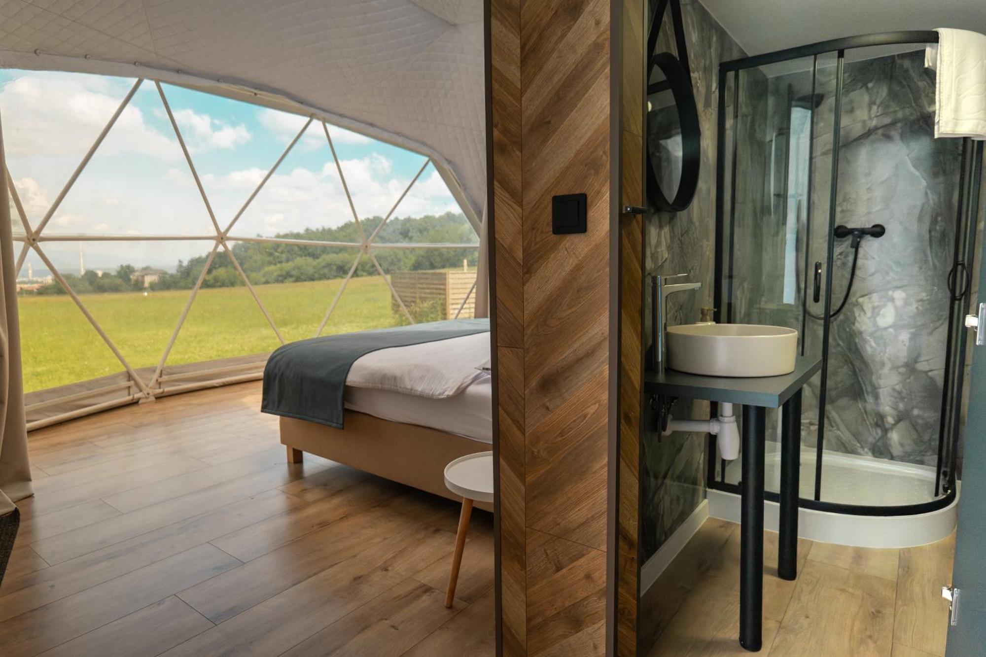Glamping Resort Dolny Kamenec Buitenkant foto