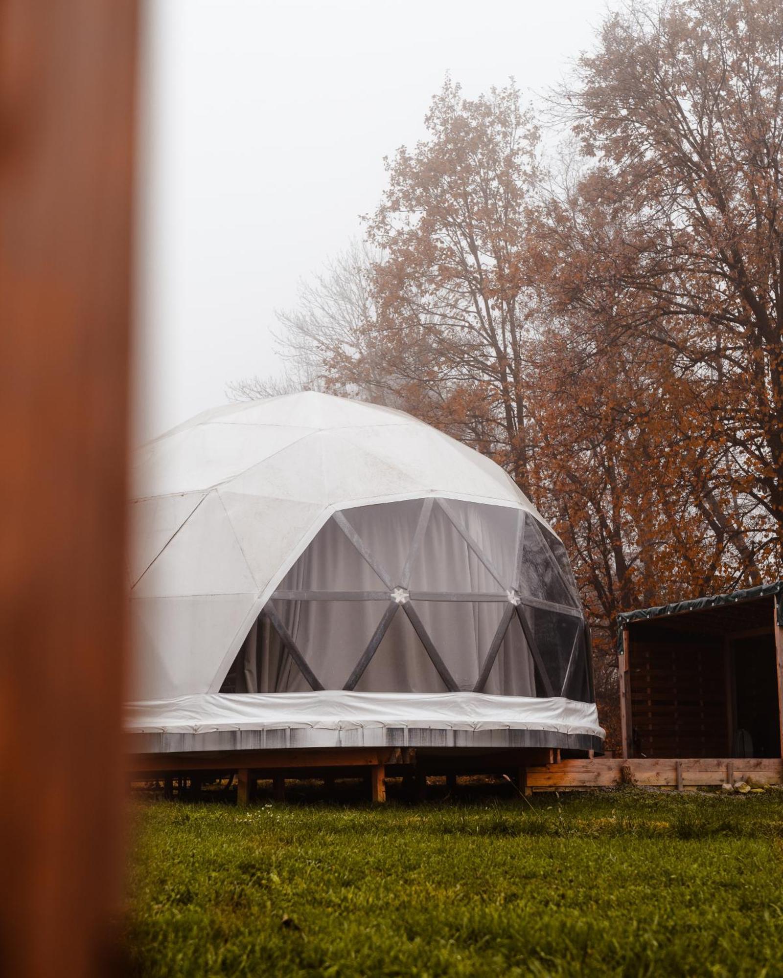 Glamping Resort Dolny Kamenec Buitenkant foto